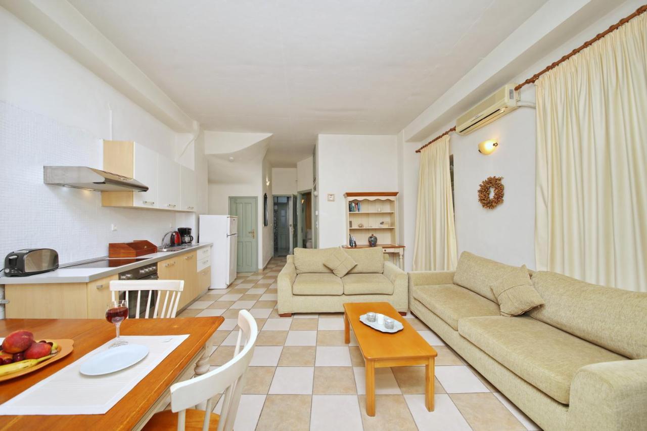 Faros Coastal Apartments سكوبيلوس تاون المظهر الخارجي الصورة