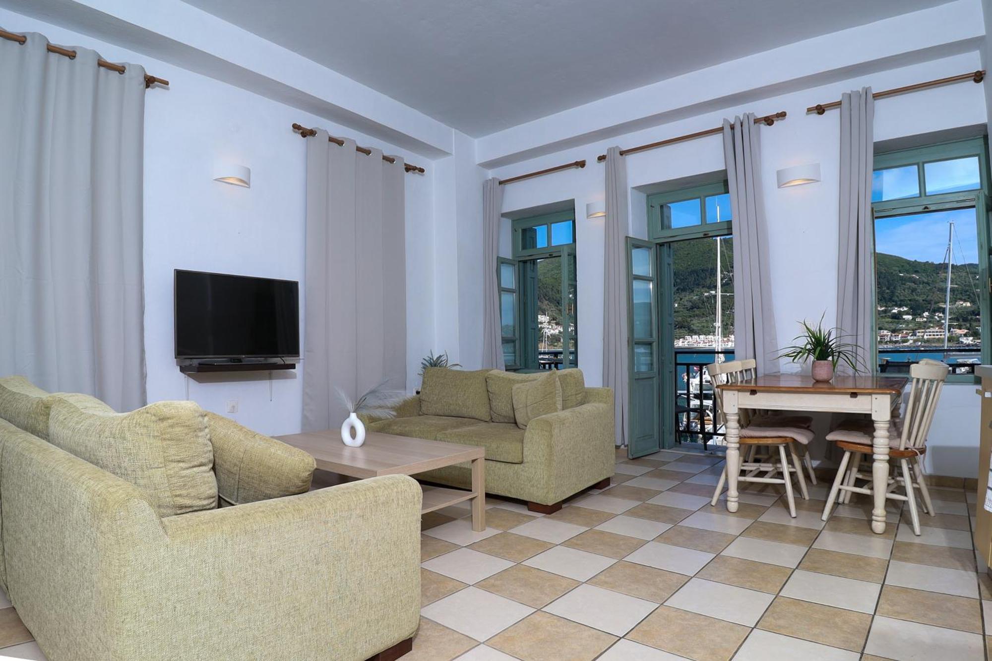 Faros Coastal Apartments سكوبيلوس تاون المظهر الخارجي الصورة