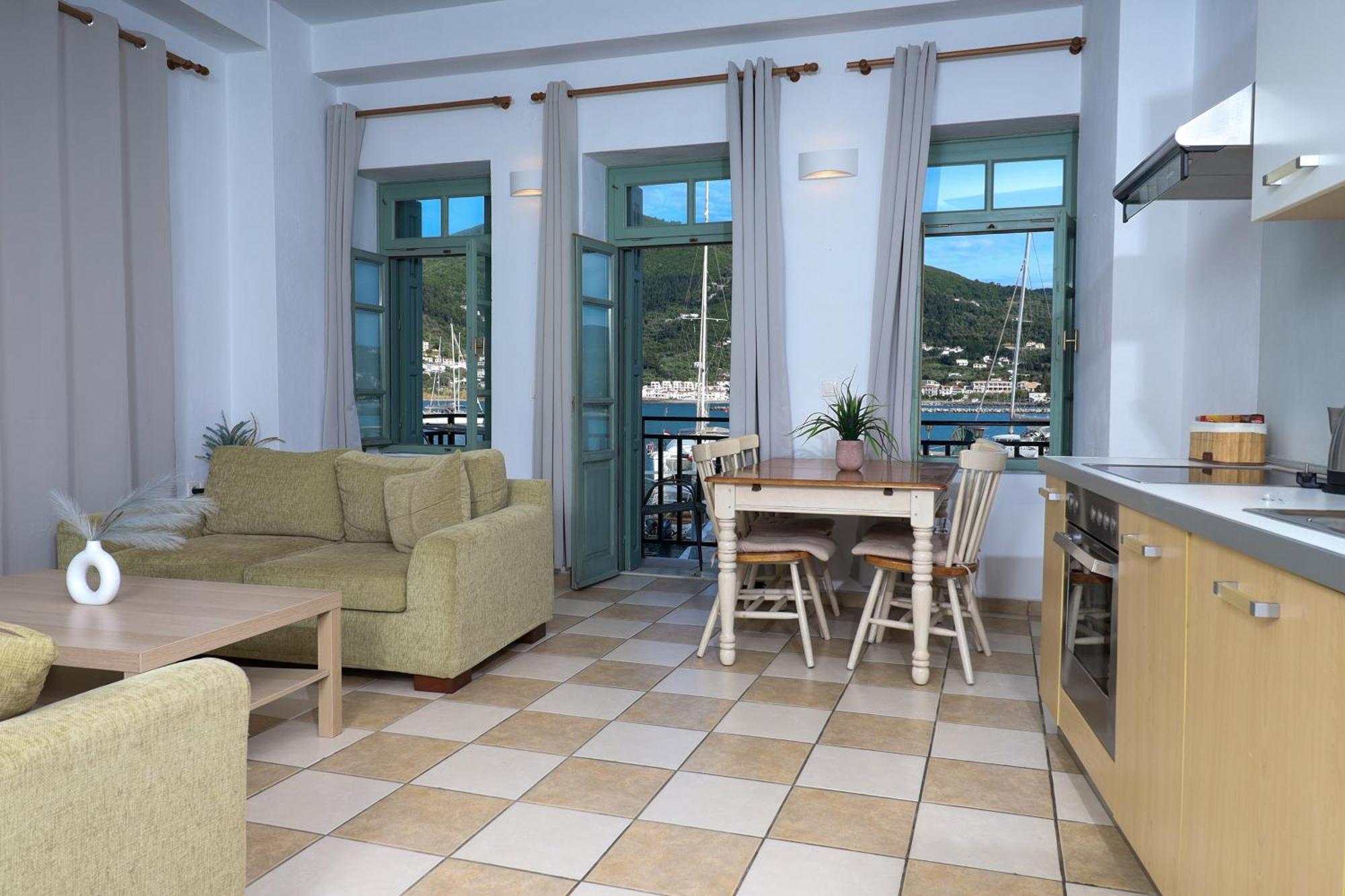 Faros Coastal Apartments سكوبيلوس تاون المظهر الخارجي الصورة